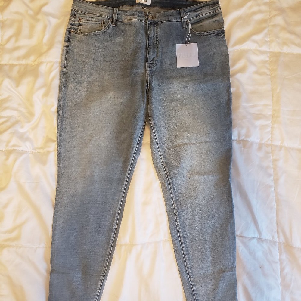 PISTOLA ankle light wash jeans